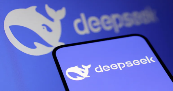 DeepSeek: The Chinese Chatbot Disrupting the Tech Industry and Challenging US Dominance