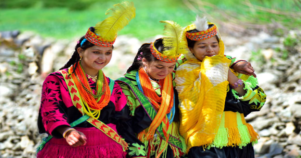 A Quick Guide to Kalash Chilam Joshi Festival 